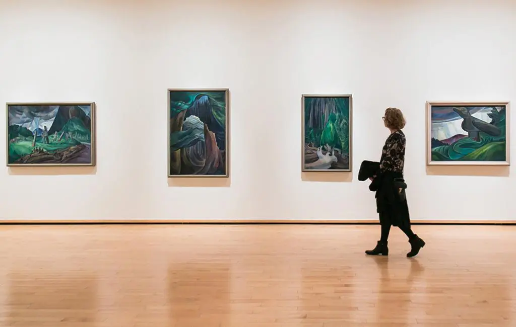 A Practical Guide to Purchasing Fine Art with Confidence